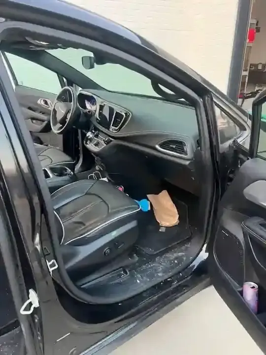 Minivan interior before detailing, Advanced Mobile Detailing mobile detailing near Louisville